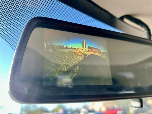 Used 2014 Chevrolet Express 2500 image 17