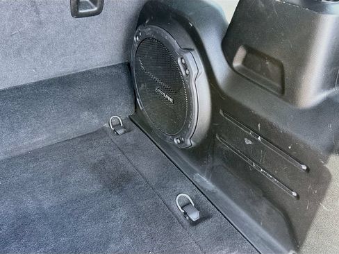 Used 2023 Jeep Wrangler Unlimited Sahara AWD/4WD image 31