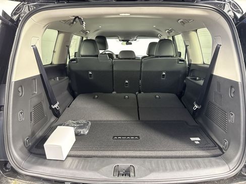New 2025 Nissan Armada SV image 33