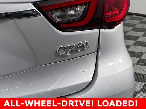 Used 2020 INFINITI QX60 Luxe w/ Essential Package image 11