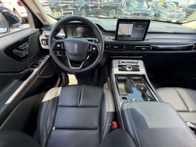 Certified 2023 Lincoln Aviator AWD w/ Premium Package image 17