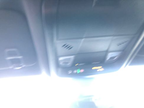 Used 2022 Chevrolet Equinox RS image 15