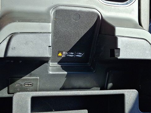 Certified 2024 GMC Sierra 1500 Denali w/ Technology Package image 28