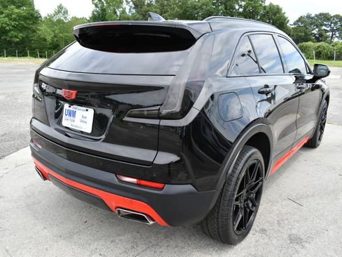 Used 2019 Cadillac XT4 Sport w/ Cold Weather Package AWD/4WD image 6