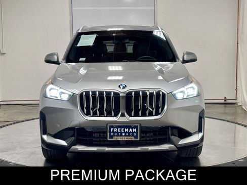 Used 2025 BMW X1 xDrive28i w/ Premium Package AWD/4WD image 3