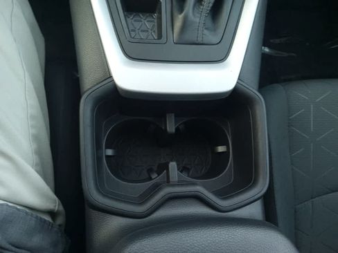 Used 2023 Toyota RAV4 XLE AWD/4WD image 20