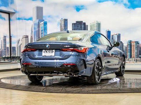 Used 2027 BMW 430i Coupe w/ M Sport Package AWD/4WD image 8