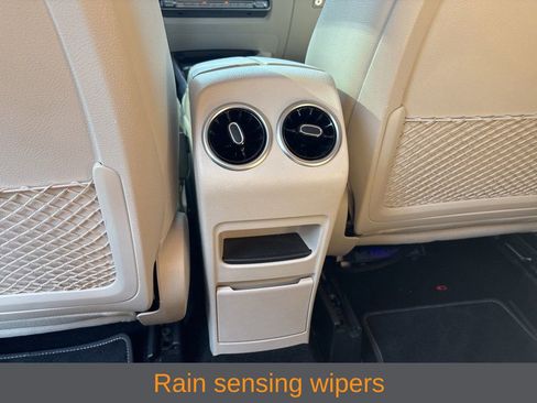 Used 2021 Mercedes-Benz GLB 250 4MATIC image 16