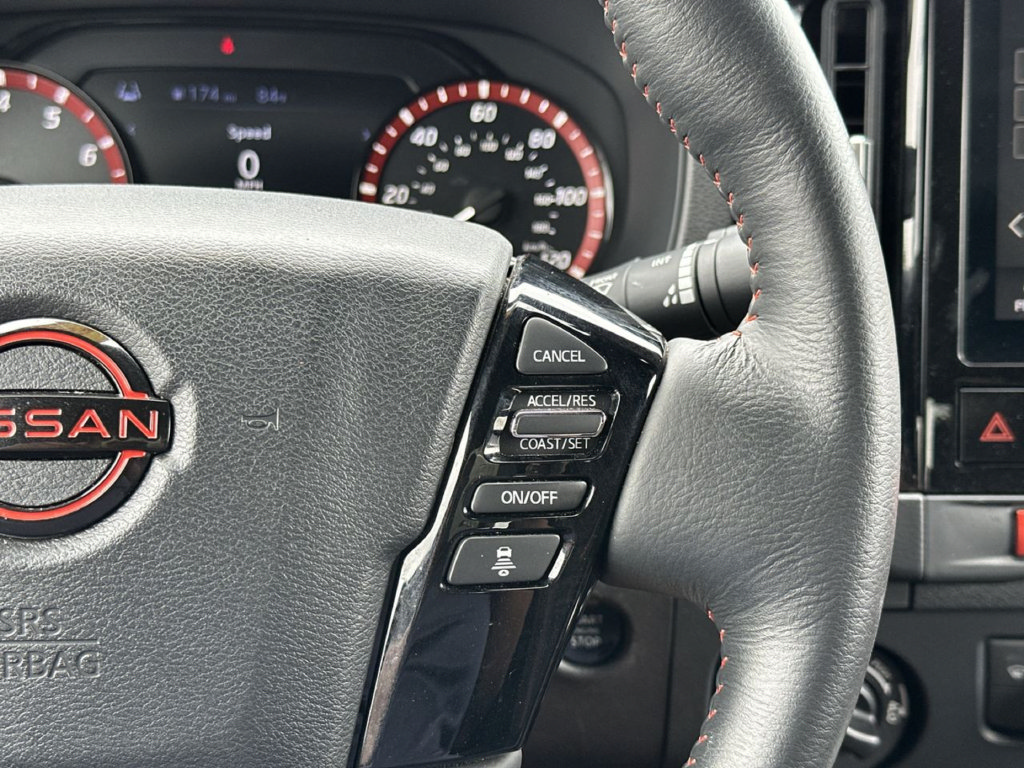 Used 2026 Nissan Frontier PRO-4X AWD/4WD image 30