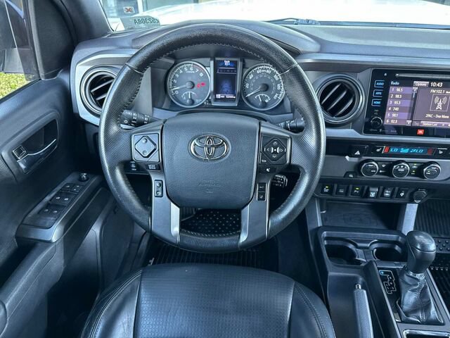 Used 2019 Toyota Tacoma TRD Sport w/ TRD Premium Sport Package RWD image 16