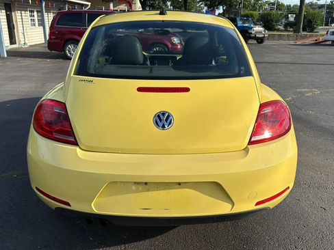 Used 2013 Volkswagen Beetle 2.5 FWD image 5