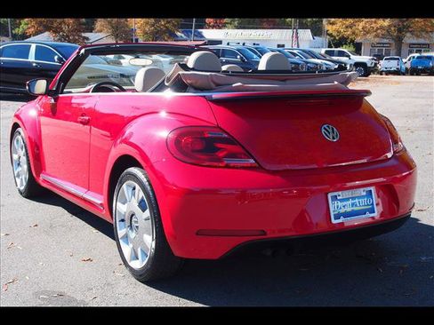 Used 2015 Volkswagen Beetle 1.8T image 3