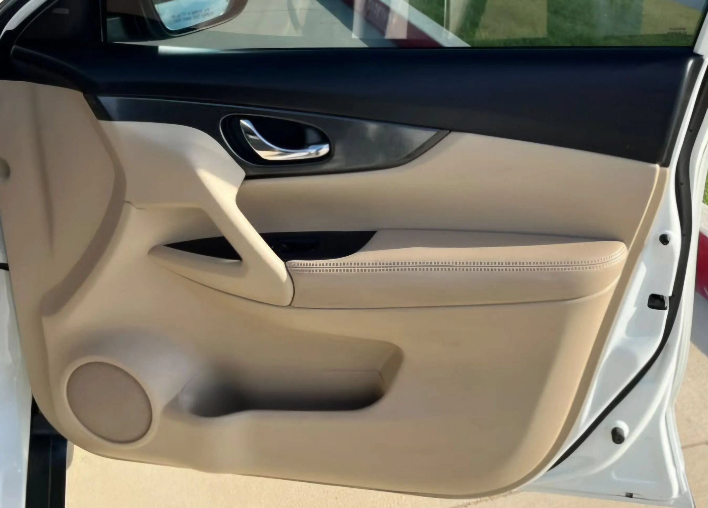 Used 2015 Nissan Rogue SL w/ SL Premium Package FWD image 22