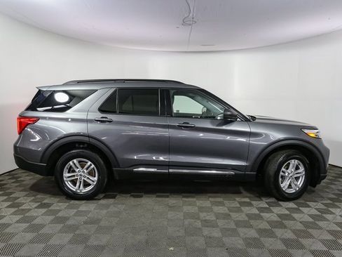 Used 2023 Ford Explorer XLT w/ Equipment Group 202A image 14