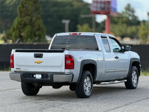 Used 2013 Chevrolet Silverado 1500 LT w/ All-Star Edition AWD/4WD image 9