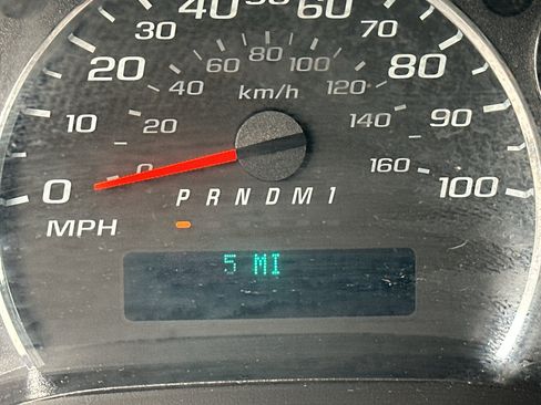 Used 2021 Chevrolet Express 2500 w/ Driver Convenience Package RWD image 22