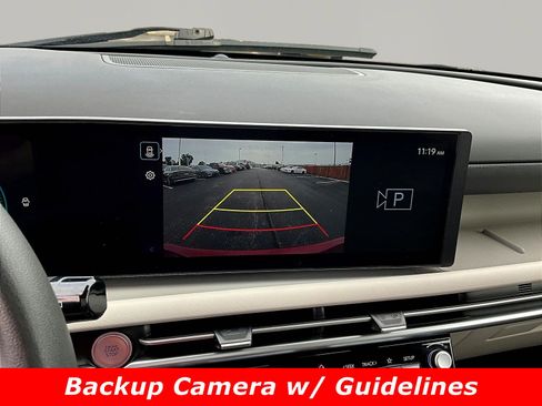 Used 2025 Hyundai Tucson SEL AWD/4WD image 14