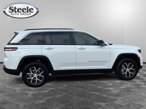 New 2025 Jeep Grand Cherokee Limited w/ Luxury Tech Group II image 6