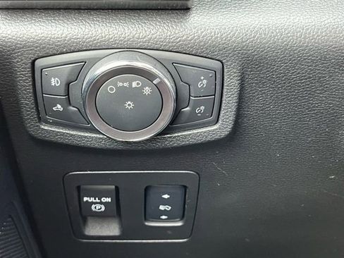 Used 2017 Ford F150 XLT w/ Equipment Group 302A Luxury image 31