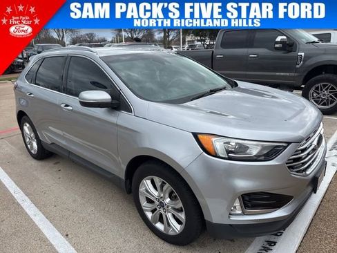 Used 2020 Ford Edge Titanium image 3