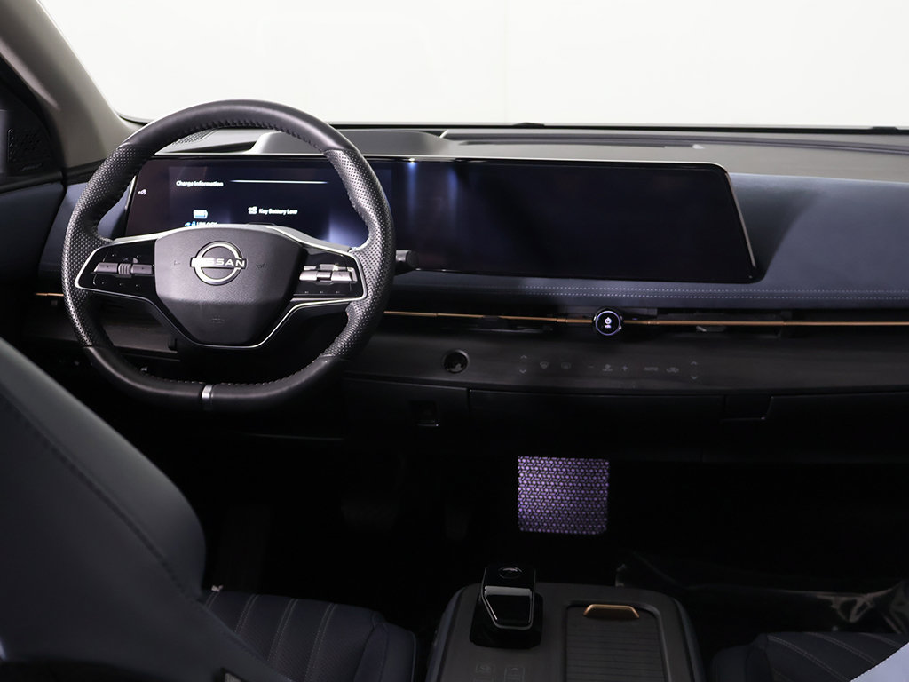 Used 2024 Nissan Ariya AWD image 36