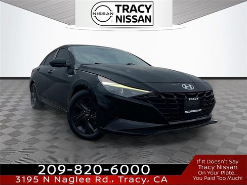 Used 2021 Hyundai Elantra SEL w/ Convenience Package image 1