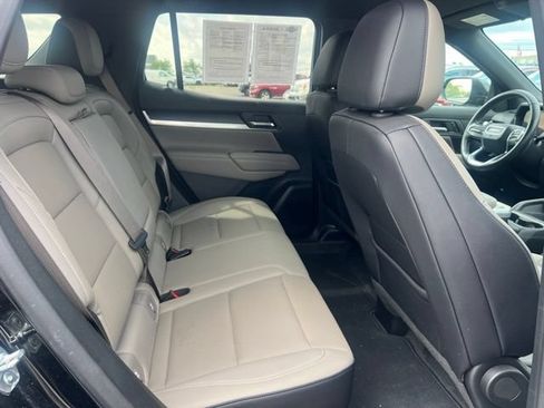 Used 2026 GMC Terrain Elevation w/ Elevation Premium Package AWD/4WD image 15