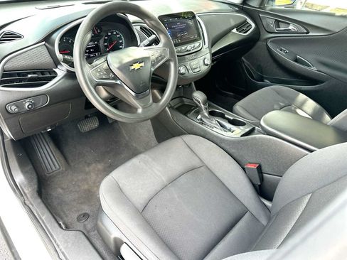 Used 2023 Chevrolet Malibu LS FWD image 18
