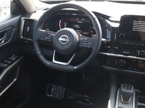 New 2025 Nissan Pathfinder Platinum w/ Cargo Package image 28