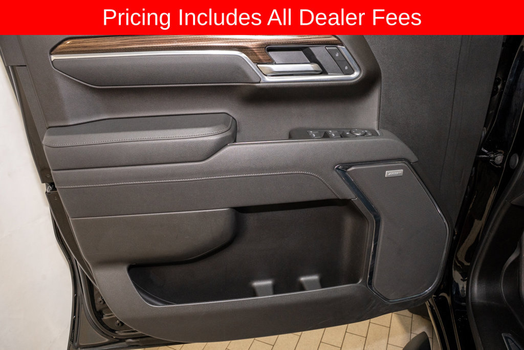 Used 2025 Chevrolet Silverado 1500 LT Trail Boss w/ Convenience Package II AWD/4WD image 12