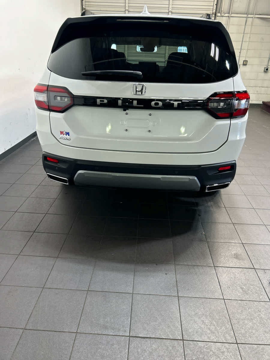 New 2026 Honda Pilot EX-L image 7