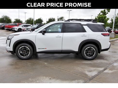 New 2026 Nissan Pathfinder Rock Creek AWD/4WD image 4