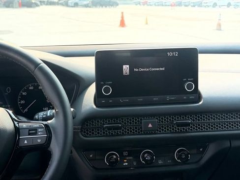 Certified 2024 Honda HR-V Sport image 18