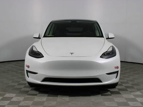 Used 2022 Tesla Model Y Performance image 25