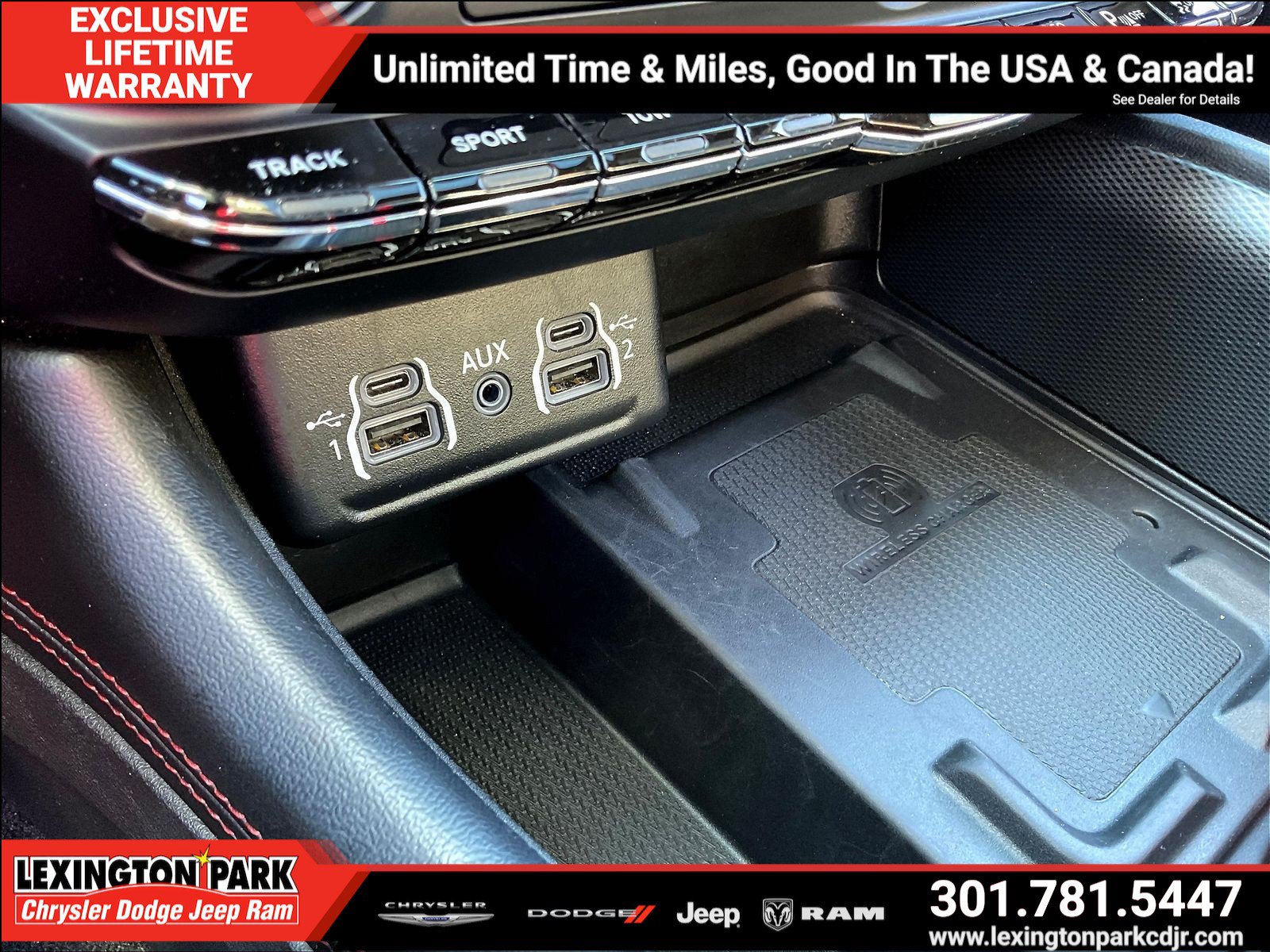 Used 2023 Dodge Durango R/T w/ Tow 'N Go Package AWD/4WD image 15