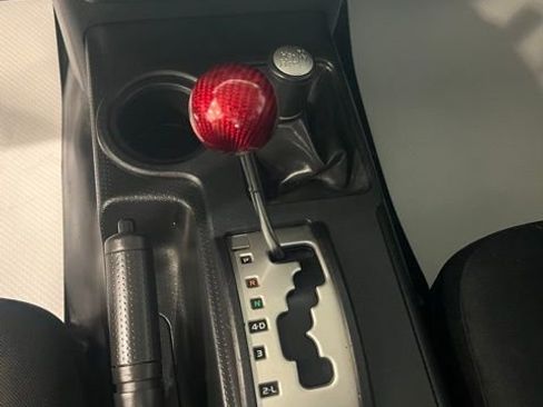 Used 2012 Toyota FJ Cruiser 4WD image 17