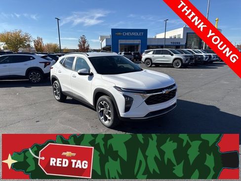 New 2026 Chevrolet Trax LT image 1