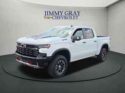 New 2026 Chevrolet Silverado 1500 ZR2 w/ LPO, Dark Essentials Package