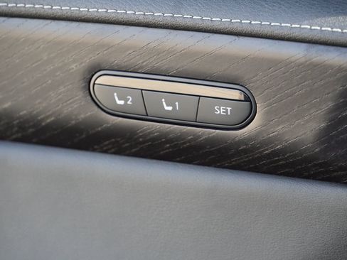 Used 2023 INFINITI QX60 Sensory w/ Cargo Package image 22