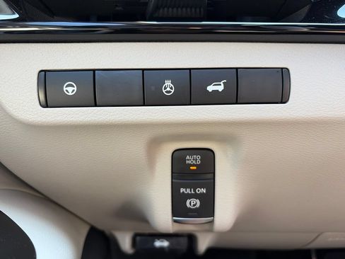 Used 2025 Nissan Murano SL AWD/4WD image 22