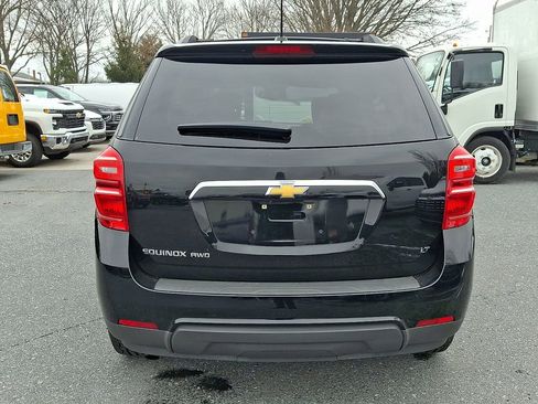Used 2017 Chevrolet Equinox LT w/ Convenience Package image 5