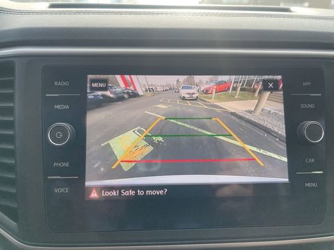 Used 2021 Volkswagen Atlas SE image 22