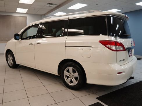 Used 2013 Nissan Quest SV w/ Leather Pkg image 10