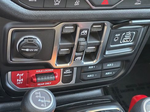 New 2026 Jeep Gladiator Willys image 34