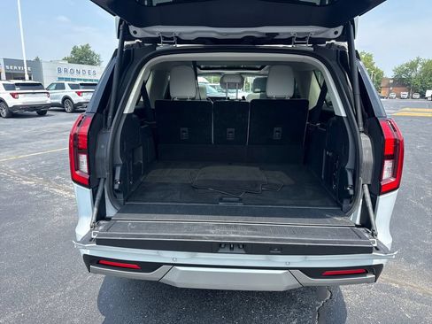 Used 2025 Ford Expedition Max Platinum w/ Driver's Package AWD/4WD image 13