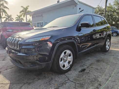 Used 2014 Jeep Cherokee Sport FWD image 1