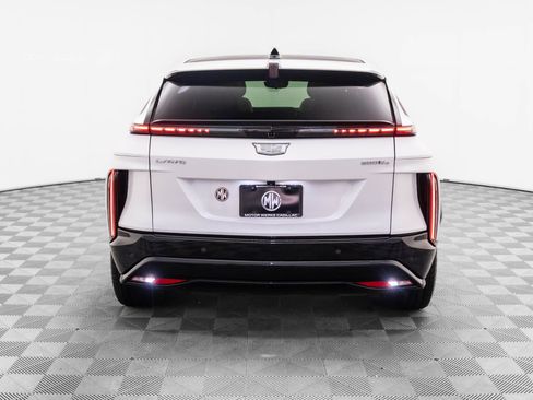 Certified 2024 Cadillac Lyriq Sport w/ Nappa Leather Package image 5