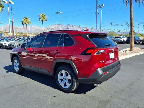 Used 2019 Toyota RAV4 XLE image 11