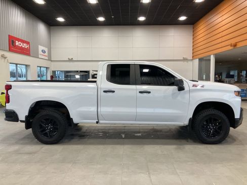 Used 2019 Chevrolet Silverado 1500 Custom Trail Boss image 4