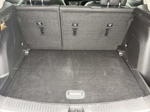 Used 2023 Buick Encore GX Essence w/ Experience Buick Package FWD image 23